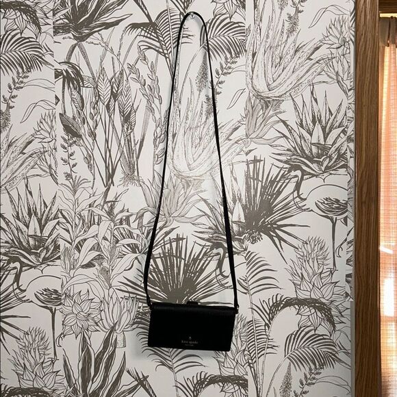 Kate Spade wallet phone Black Crossbody Bag Holder Strap - Picture 2 of 5